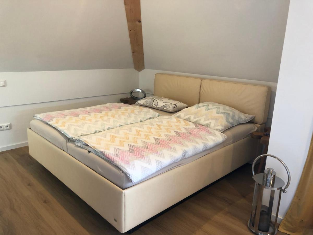 Terralpin Apartments - Charmante Dg Wohnung Mit Balkon Bruckmühl Eksteriør billede