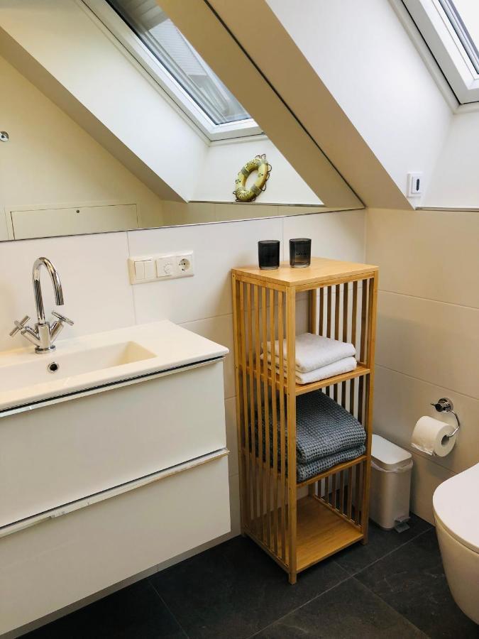 Terralpin Apartments - Charmante Dg Wohnung Mit Balkon Bruckmühl Eksteriør billede