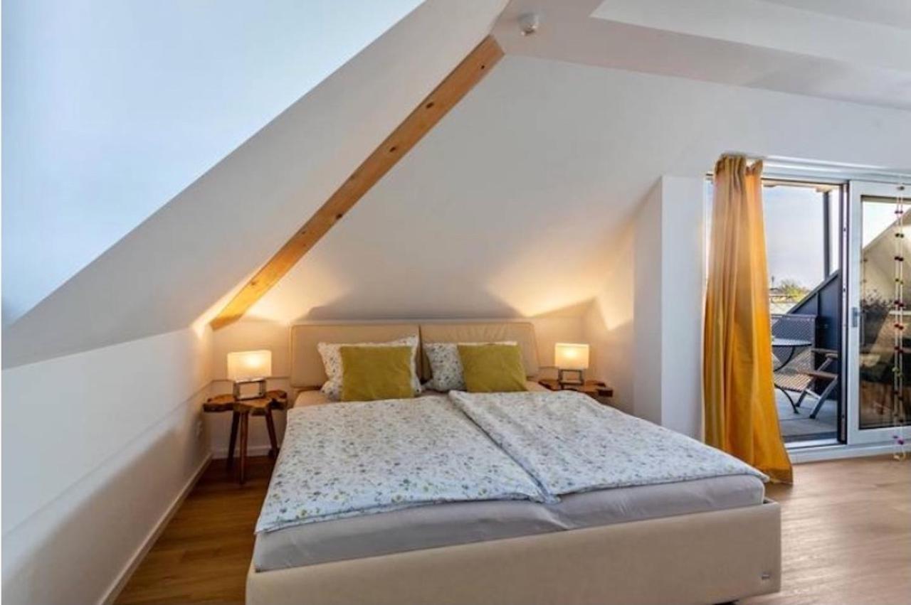Terralpin Apartments - Charmante Dg Wohnung Mit Balkon Bruckmühl Eksteriør billede